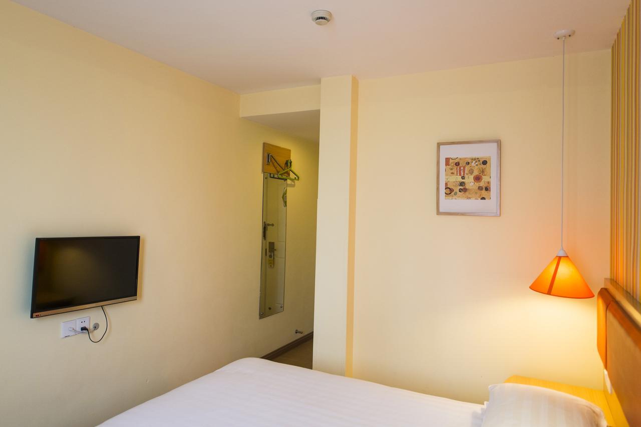 Home Inn Beijing Shangdi Exterior foto